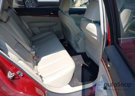 2011 Subaru Outback 2.5I Limited z USA, uszkodzony, nr VIN 4S4BRCKC2B3368460